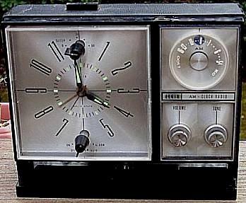 Elgin 1958 Clock Radio (1964)