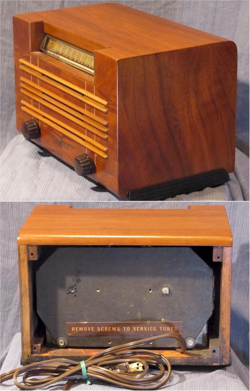 General Electric Wooden Table Radio