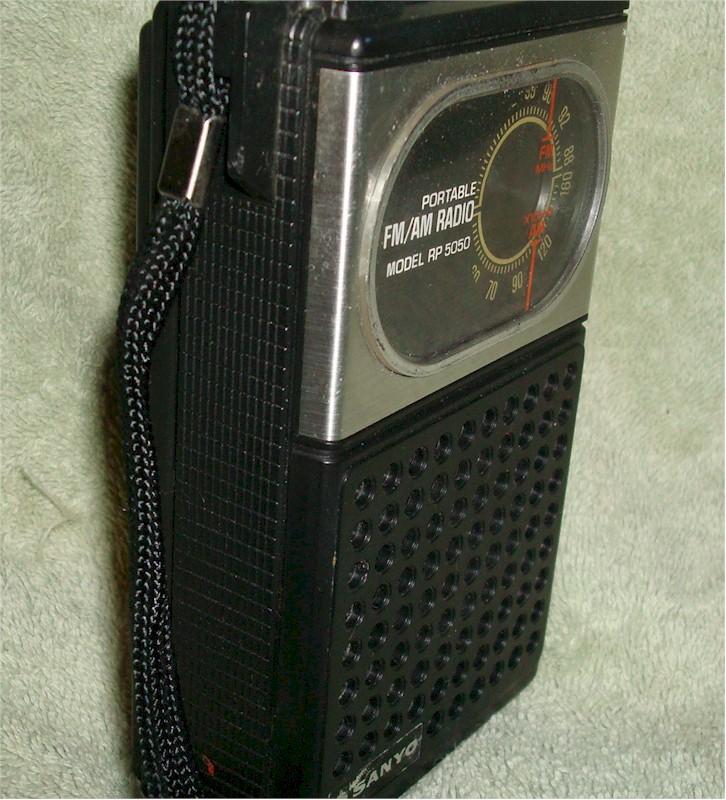 Sanyo RP5050 AM/FM Pocket Transistor