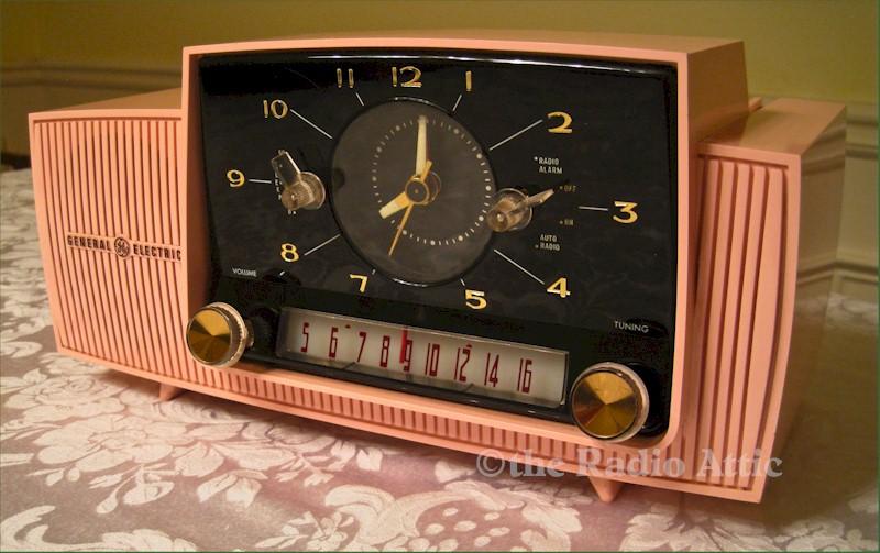 General Electric C-430A Clock Radio (1959)