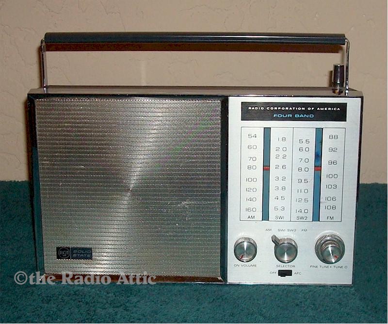 RCA RLM50A Four Band Portable