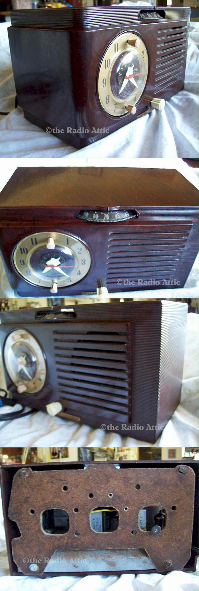 General Electric 514 Clock Radio (1953)