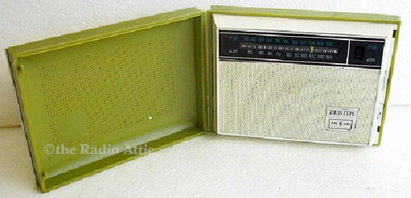 Zenith Royal B21 AM-FM (1965)