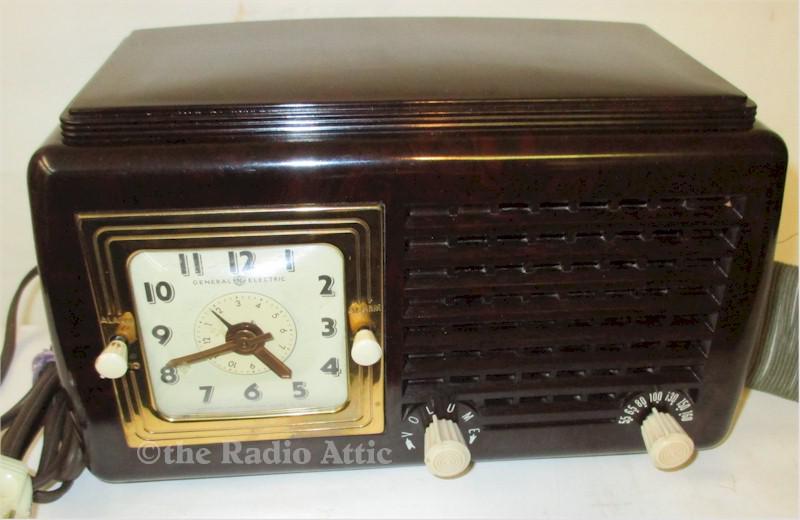 General Electric 50 Clock Radio (1948)