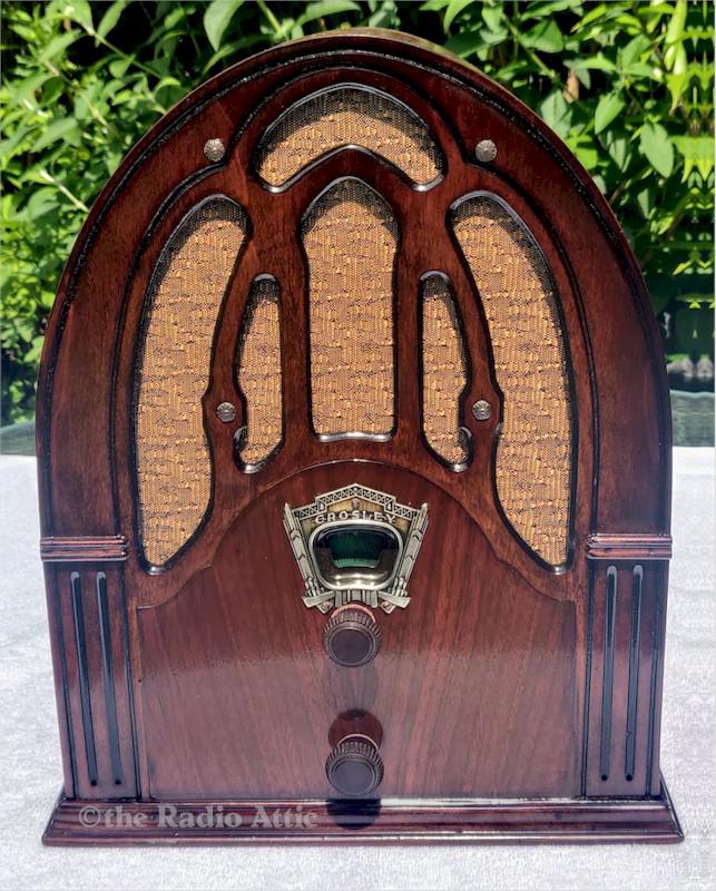 Crosley 148 "Fiver" Cathedral (1932)