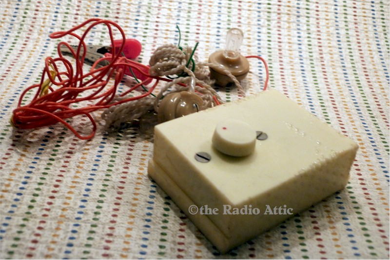 Pollak's Mite-Size Crystal Radio