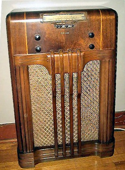 Philco 40-160 Console (1940)