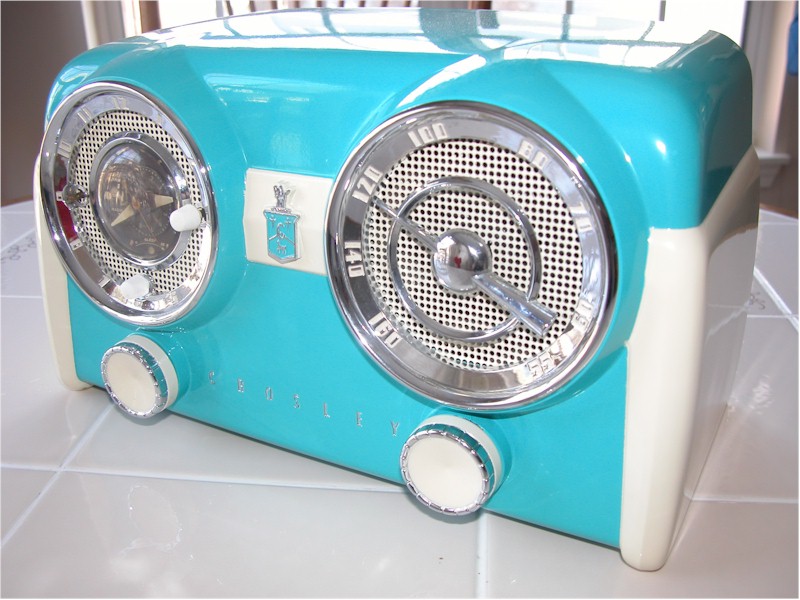 Crosley Dashboard Radio (1951)