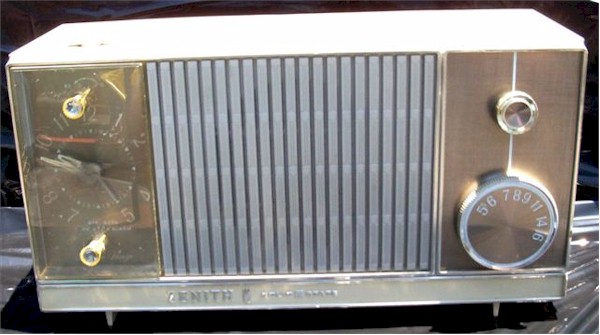 Zenith Clock Radio (1960)