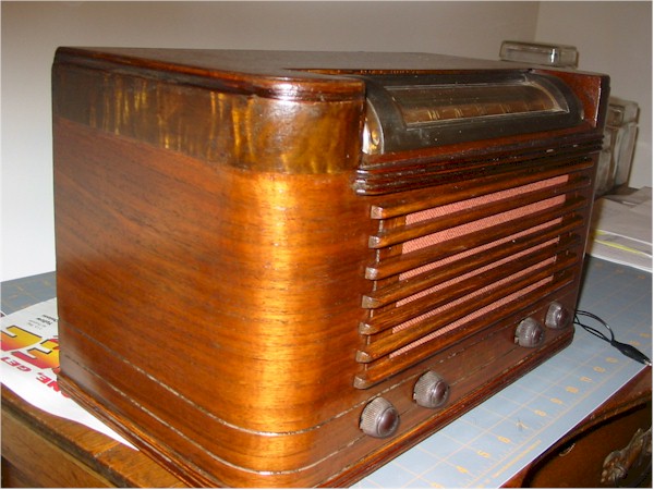 Clarion Radio (1946)