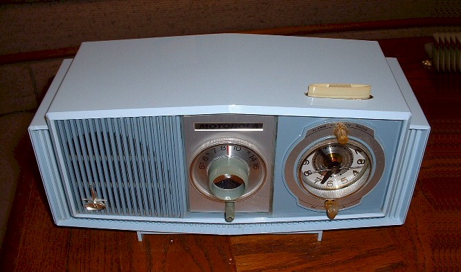 Motorola C19B Clock Radio