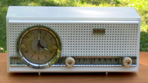 Trav-Ler 63C20 Clock Radio