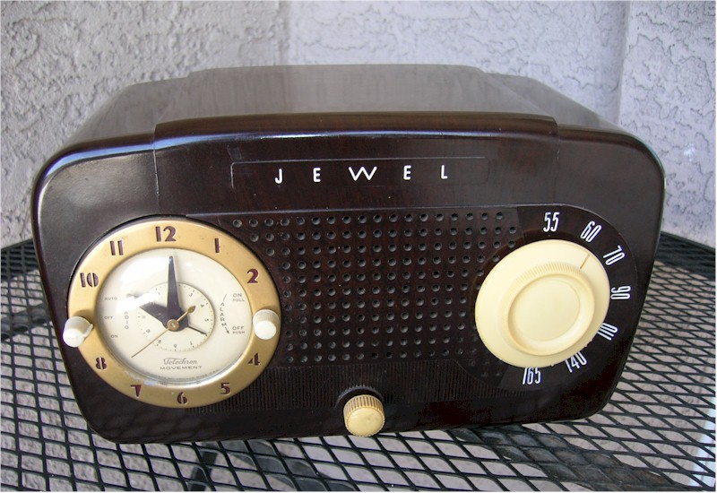 Jewel 915 Clock Radio (1950) - SOLD! - item number 0900026