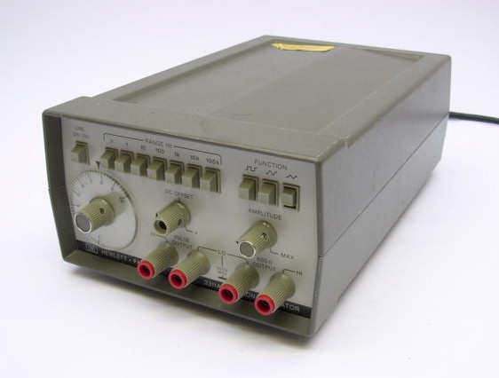 Hewlett-Packard 3311A Function Generator