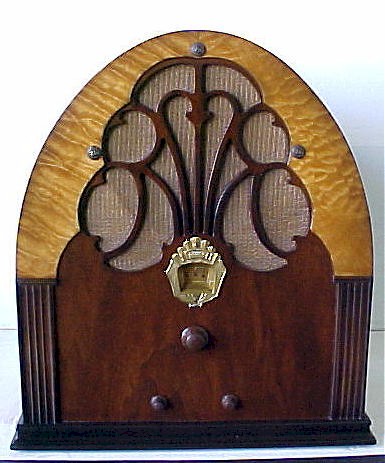 Philco 20 Cathedral (1930)