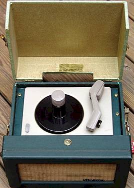 RCA 6-EY-3B Portable Record Player (1953)