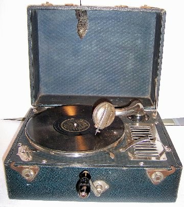 Cariola Phonograph (1930s)