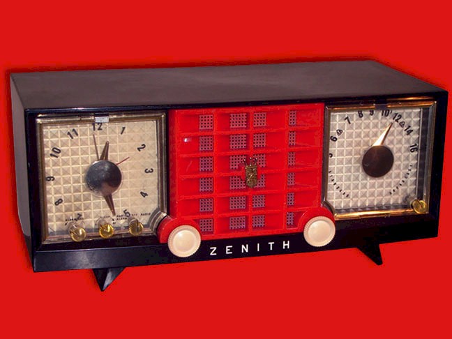 Zenith R521Y Clock Radio (1955)