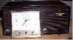 Silvertone 4025 Clock Radio (early 1950s)