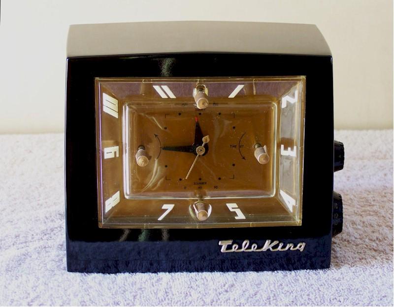 TeleKing RKC54 Clock Radio (1954)