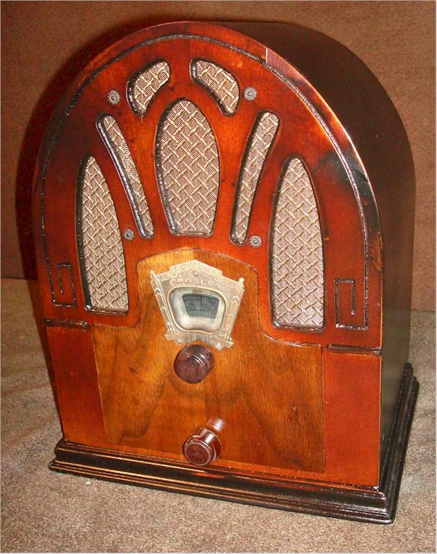 Crosley 179 "Dual Four" Cathedral (1934)