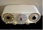 Zenith J-616 Clock Radio (1952)