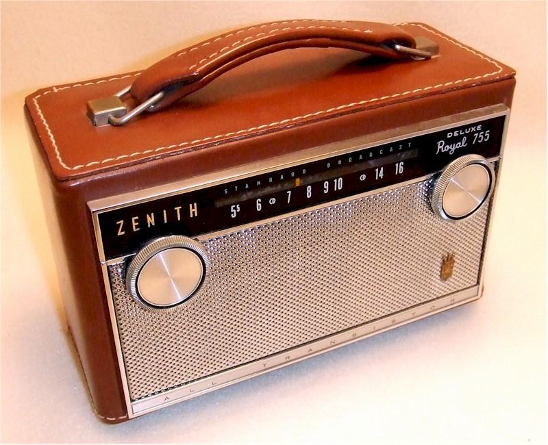 Zenith Royal 755 Leather Portable (1959)