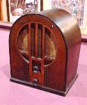 Philco 84 Cathedral