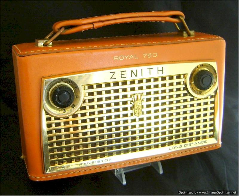 Zenith Royal 750 Leather Portable (1957)