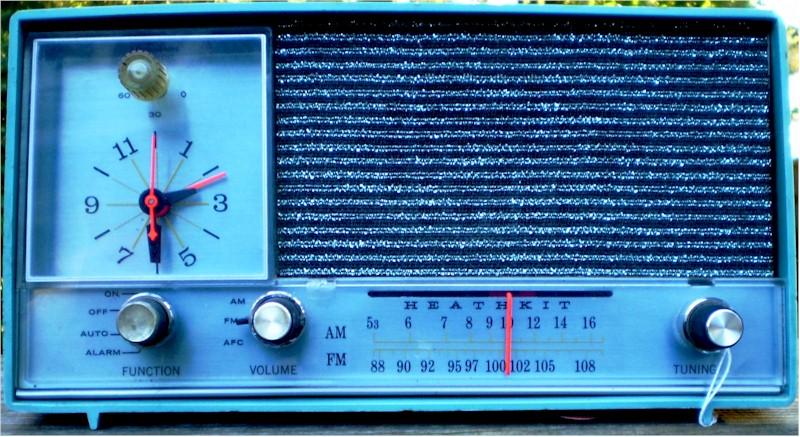 Heathkit 07223 "Blue Velvet" Clock Radio (1958)