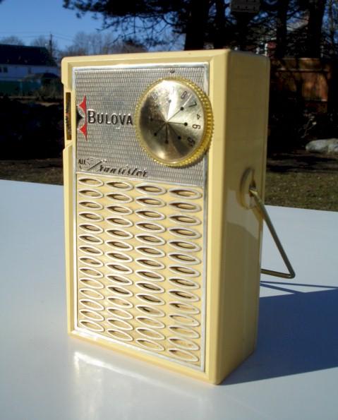Bulova 680 Pocket Transistor (1959)