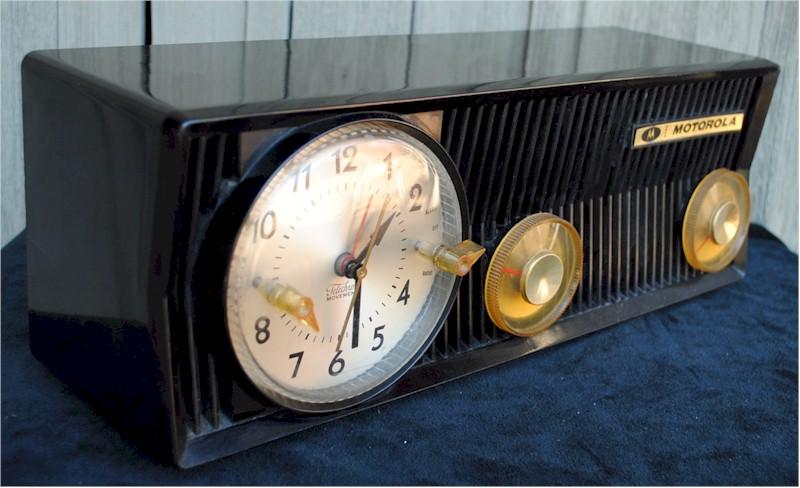 Motorola 57C Clock Radio