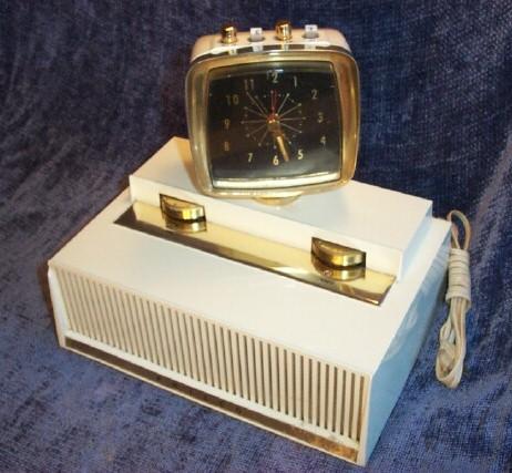 Philco H765 "Predicta" Clock Radio (1958)