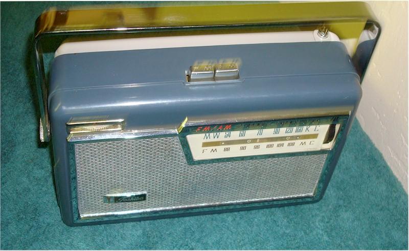 Toshiba 10TL-429F AM/FM (1961)