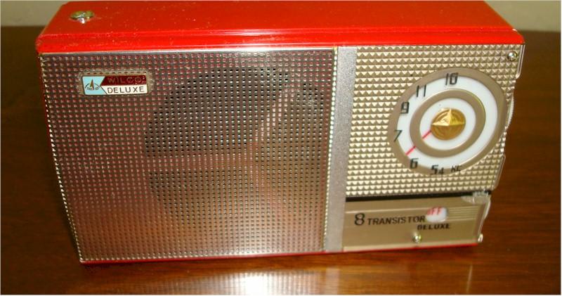 Wilco Deluxe ST-88 Pocket Transistor (1963)
