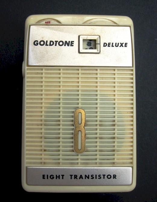 Goldtone Deluxe Pocket Transistor (1960)