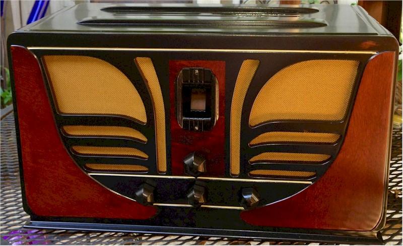 Philco 45 "Butterfly" (1934)
