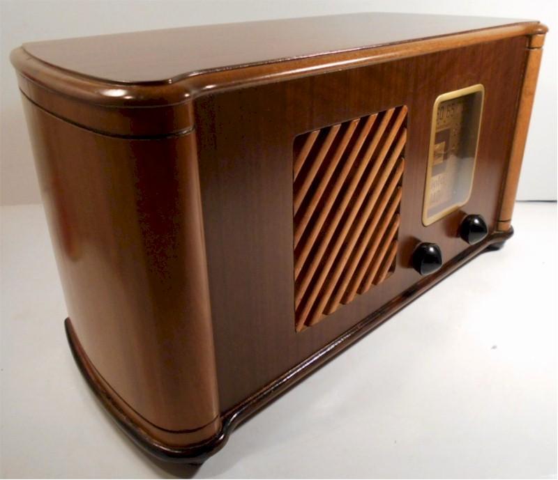 Radiola 513 (1940)