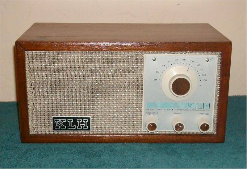 KLH Twenty-One FM Radio (1965)