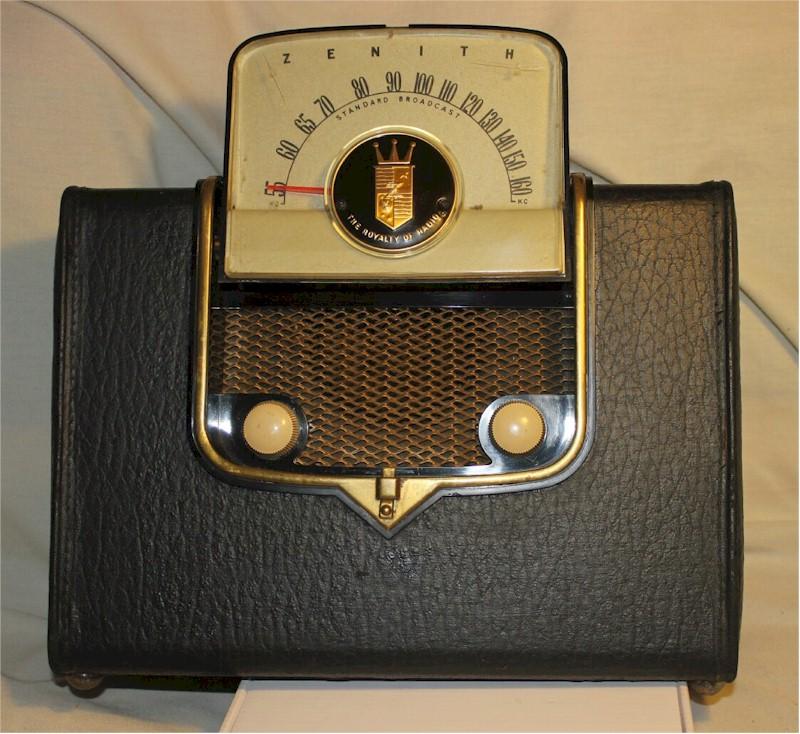 Zenith 4G903 "Tip-Top Holiday" Portable (1950)