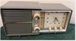Motorola 6C26A Clock Radio (1957)