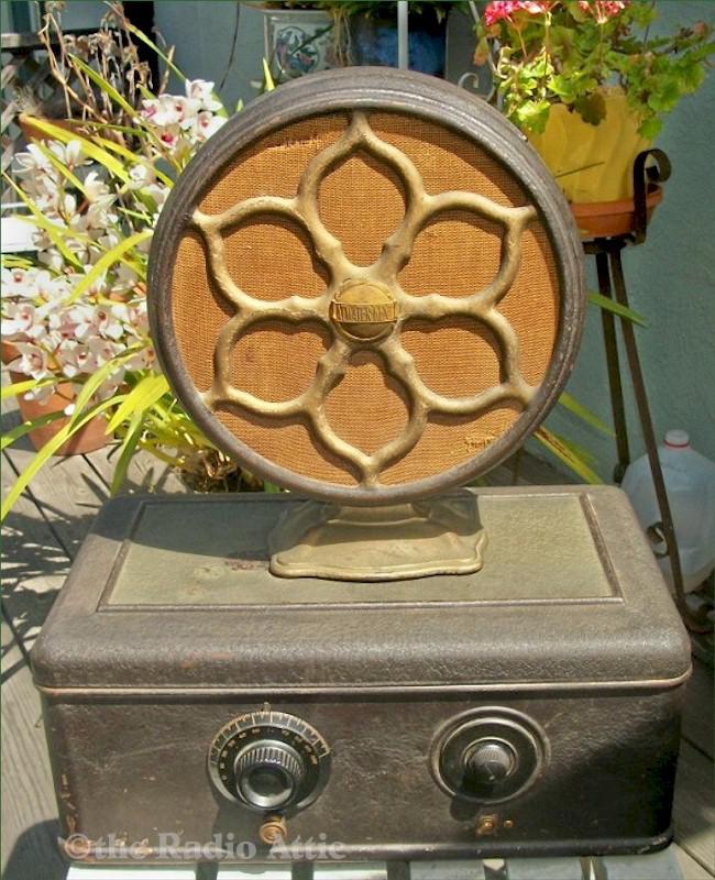 Atwater Kent 40 (1934) & Type E Speaker