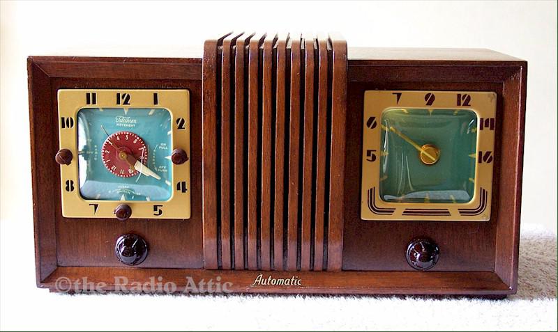 Automatic CL-164 Clock Radio (1952)