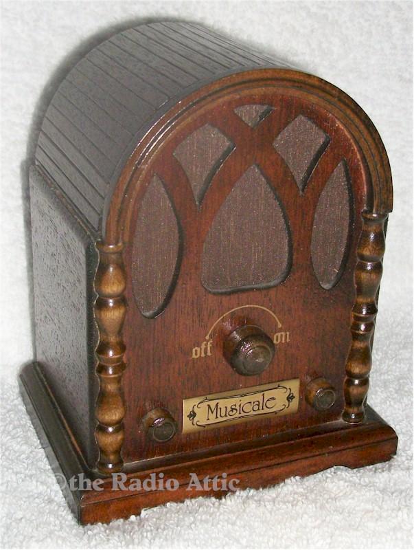 Musicale Cathedral Music Box