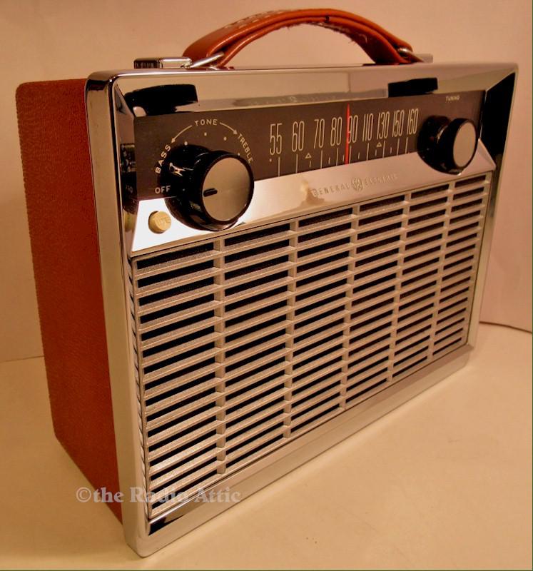 General Electric P780E "Super Radio" Portable (1960)