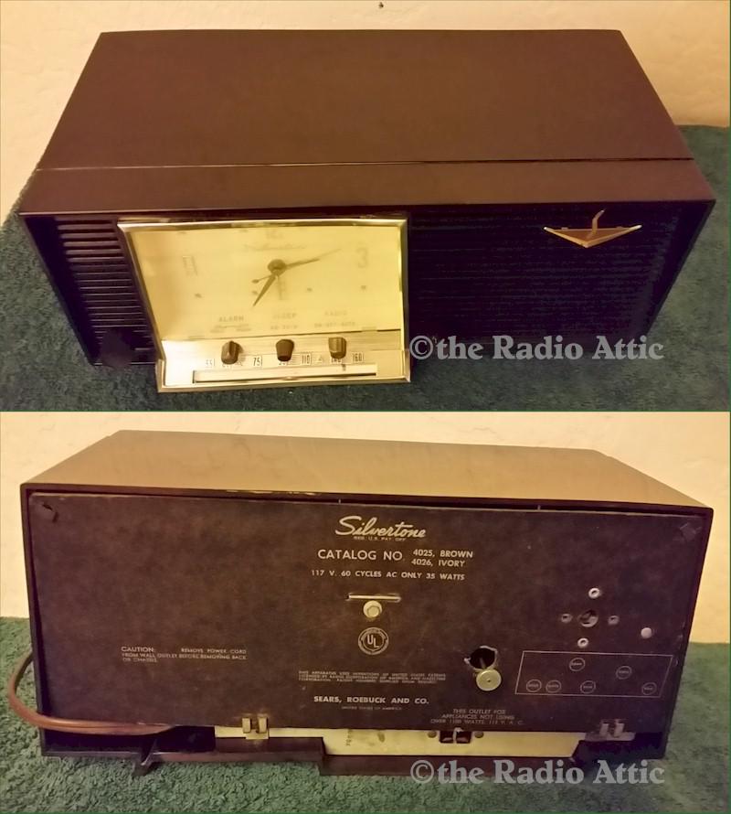 Silvertone 4025 Clock Radio (1954)