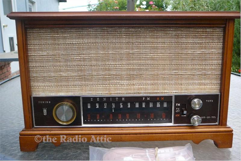 Zenith K731 AM/FM (1960s)