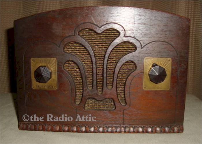 Silvertone Mantel Radio (1930s)