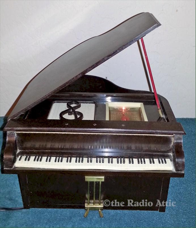 General Television Piano Radio (1940s)