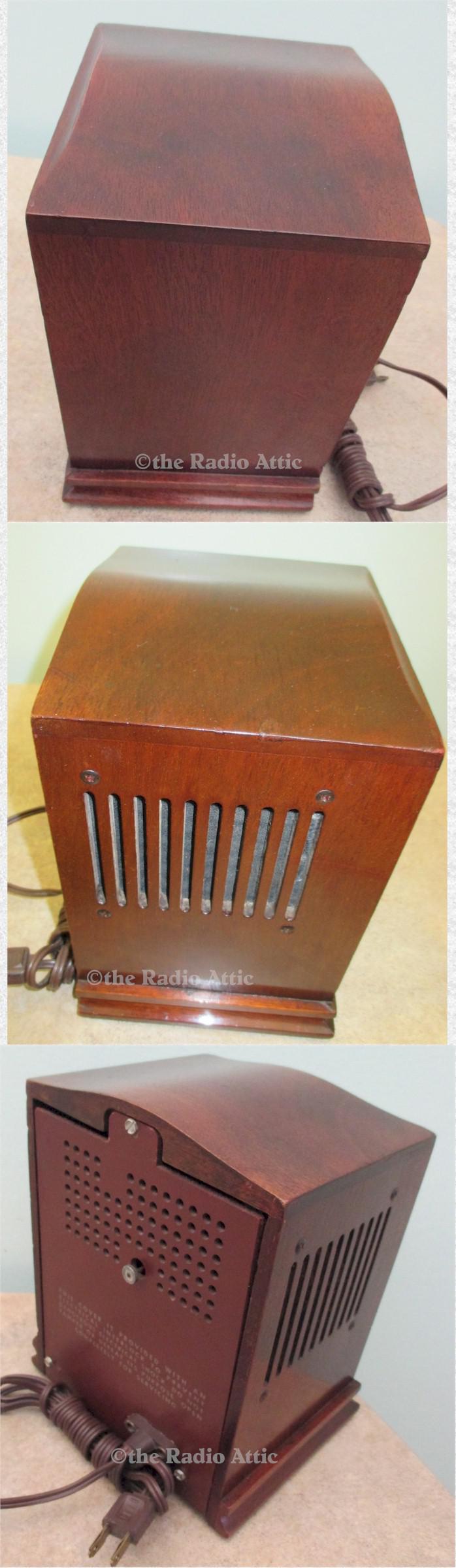 Philco D736 Clock Radio (1956)